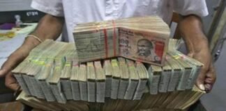 Big revelation after demonetization… Old notes worth Rs 3.5 crore found in Delhi, 4 arrested, now Income Tax Department will take big action?