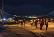 Where there is no difference between day and night, people live without sun for four months