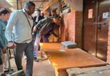 Bomb threat creates panic in Varanasi court, security agencies on alert