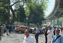 Metro pillar collapses in Mumbai, 1 dead, 4 injured