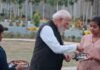 PM Modi tasted Chhattisgarh’s Thethri-Khurmi, was happy and asked the students for the recipe