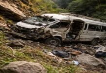 Bus of Indian devotees returning from Manakamana temple fell into a deep ditch, 7 killed