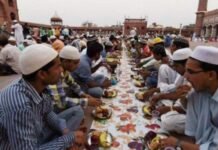 Fuel crisis deepens in Pakistan, schools closed and food prices skyrocket