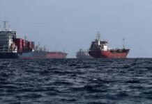 Arena of war, America destroyed 16 Iranian ships laying ammunition in the Hormuz route.