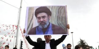 Mojtaba Khamenei becomes the new Supreme Leader of Iran, people immersed in celebration across the country