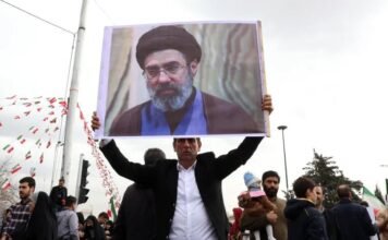 Mojtaba Khamenei becomes the new Supreme Leader of Iran, people immersed in celebration across the country