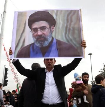 Mojtaba Khamenei becomes the new Supreme Leader of Iran, people immersed in celebration across the country